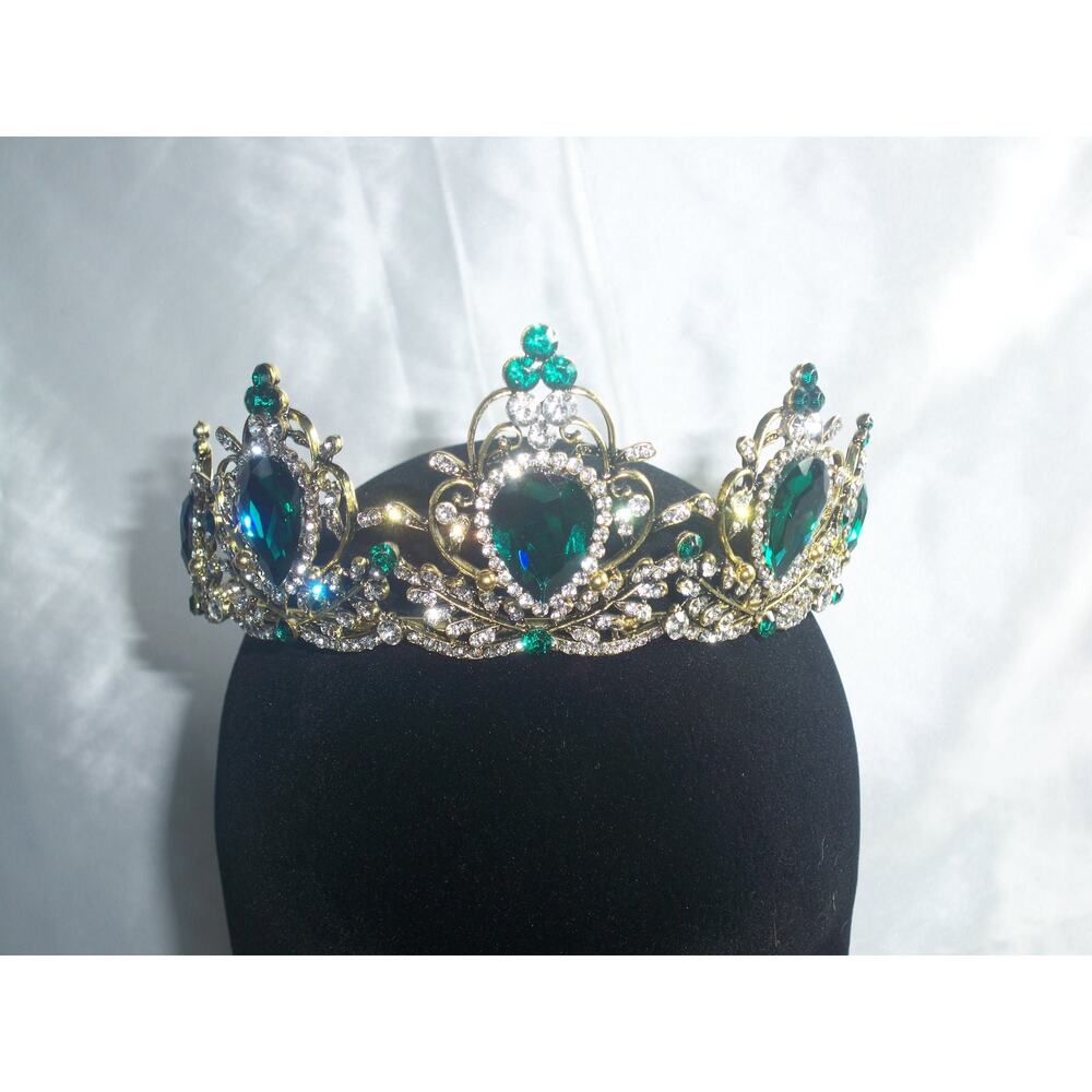 Green emerald tiara crown. wedding prom party birthday princess tiara crown